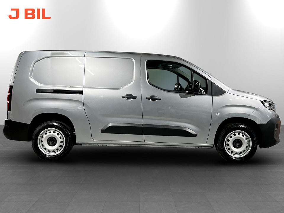 Bild på Peugeot Partner 130hk Aut L2 - EDITION! SERVICE & V-HJUL INGÅR!