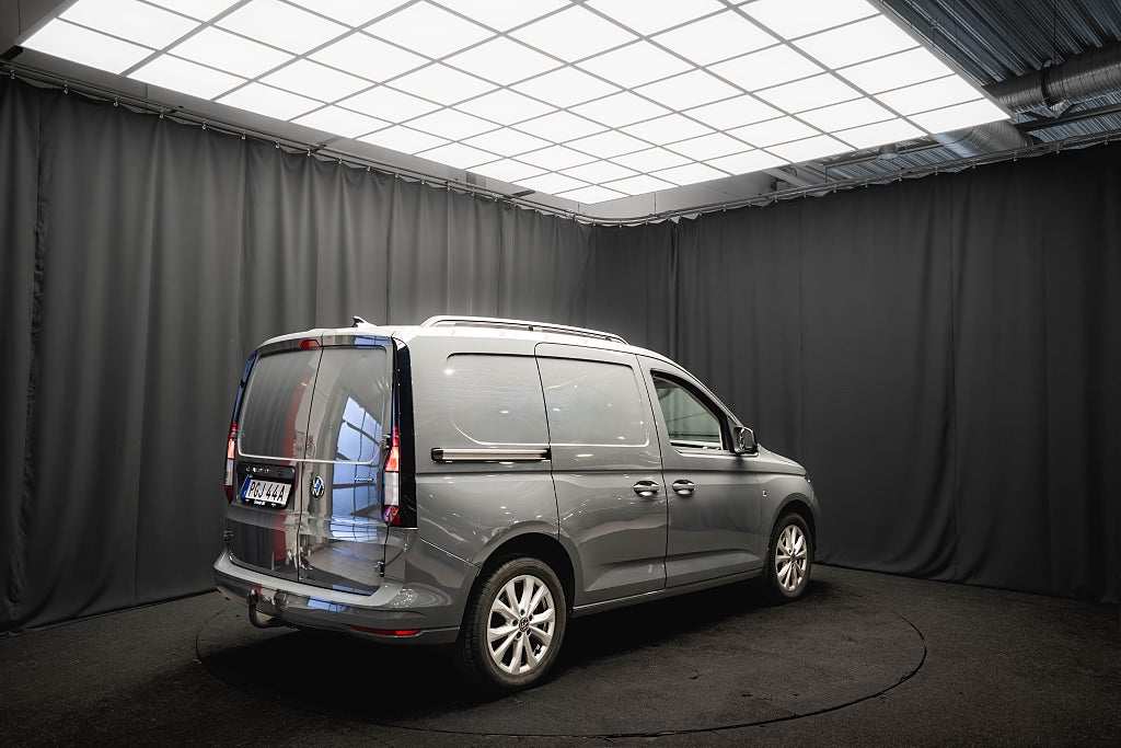 Volkswagen Caddy TDI 4MOTION SE INREDNING LÄDER D-VÄRM KAMERA MOMS DRAG