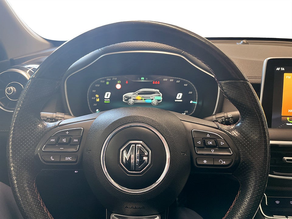 Bild på MG EHS PHEV EDU II 258hk Aut 360-KAMERA PANO NAVI