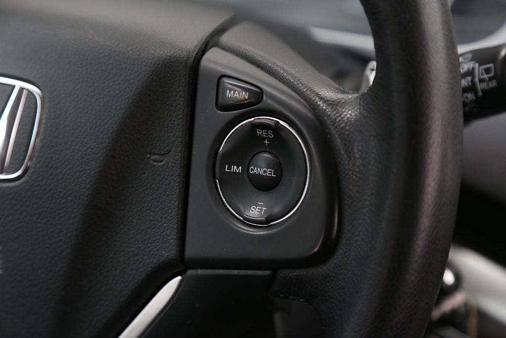 Honda CR-V 2,0 i-VTEC 155hk Elegance AWD Aut 1ägare Motorv Drag