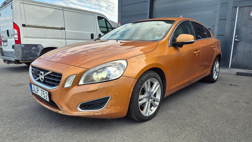 Volvo S60 2.0T Powershift Summum EU5 203 hk Nybes/service 