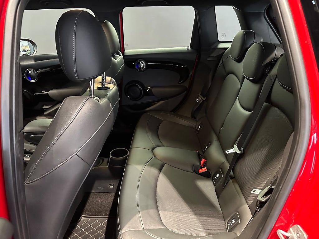 MINI Cooper S 5-dörrars JCW - bild 12