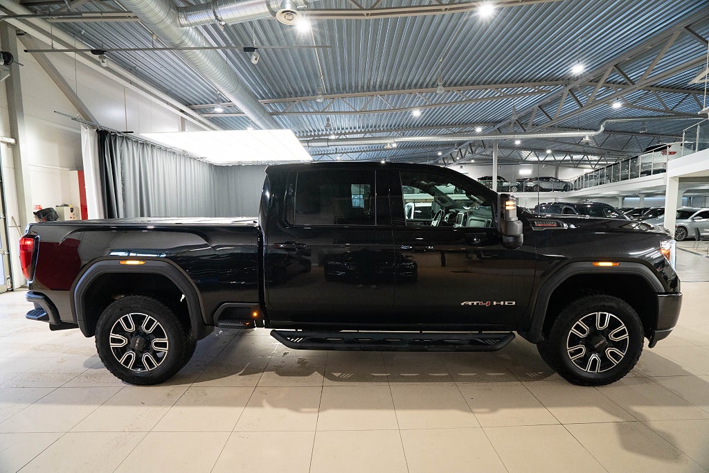 GMC Sierra 2500 HD 6.6 V8 DURAMAX 4WD LÅG SKATT MOMS 452hk