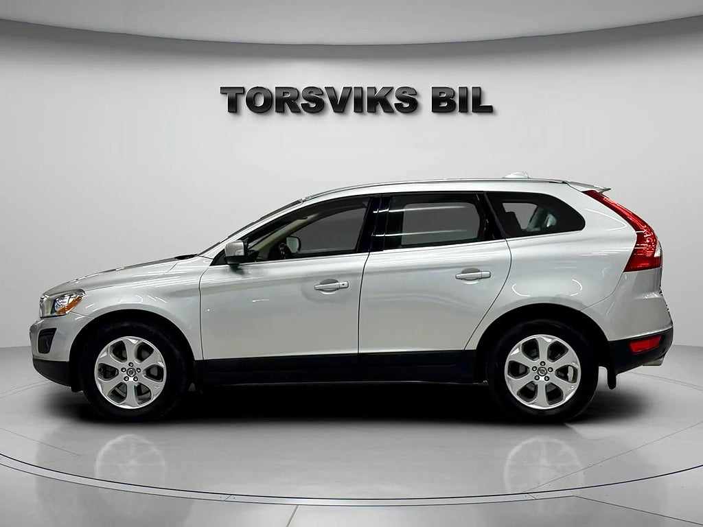 Volvo XC60 2.4D AWD Geartronic Summum  - miniatyr 3