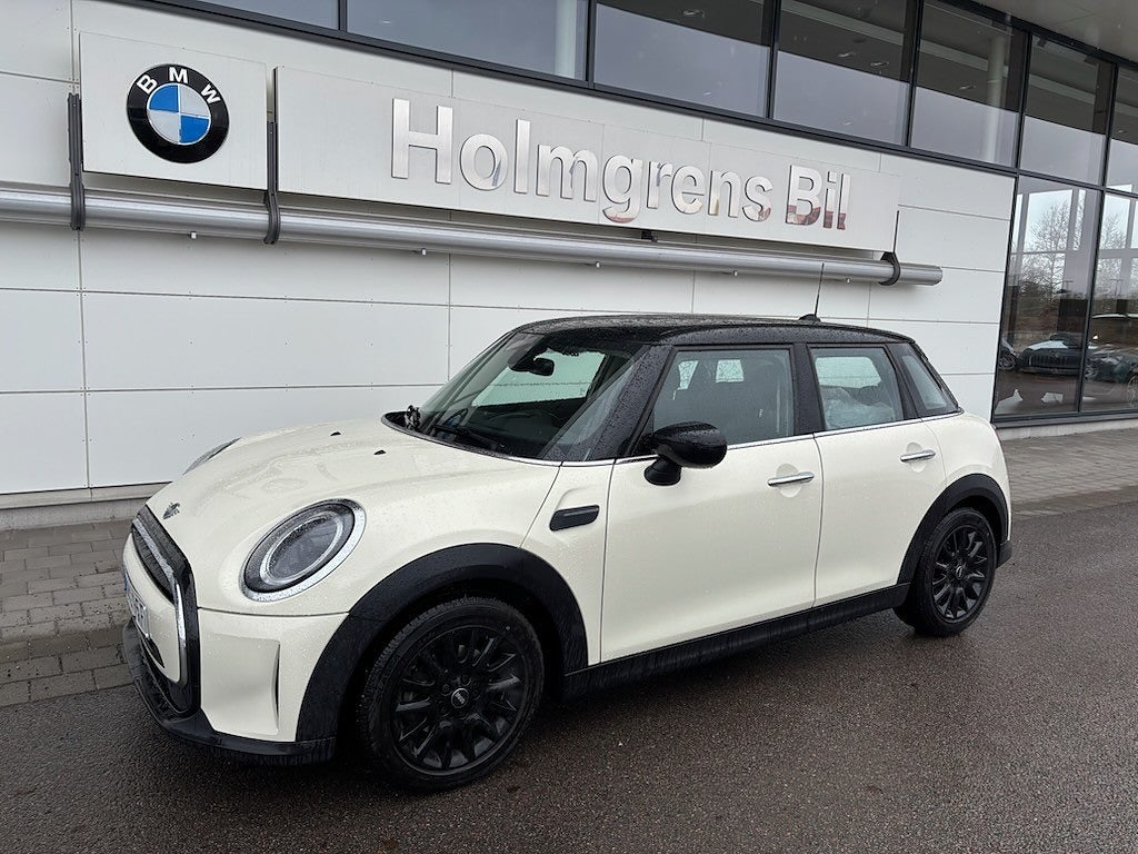MINI Cooper 5-Dörrar Expirience PDC Navi Comfort | Ränta 3,99%