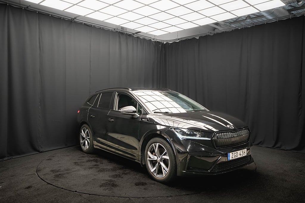 Skoda Enyaq iV 80 SPORTLINE DRAG KAMERA ELSTOL 1-ÄGARE MOMS 204hk
