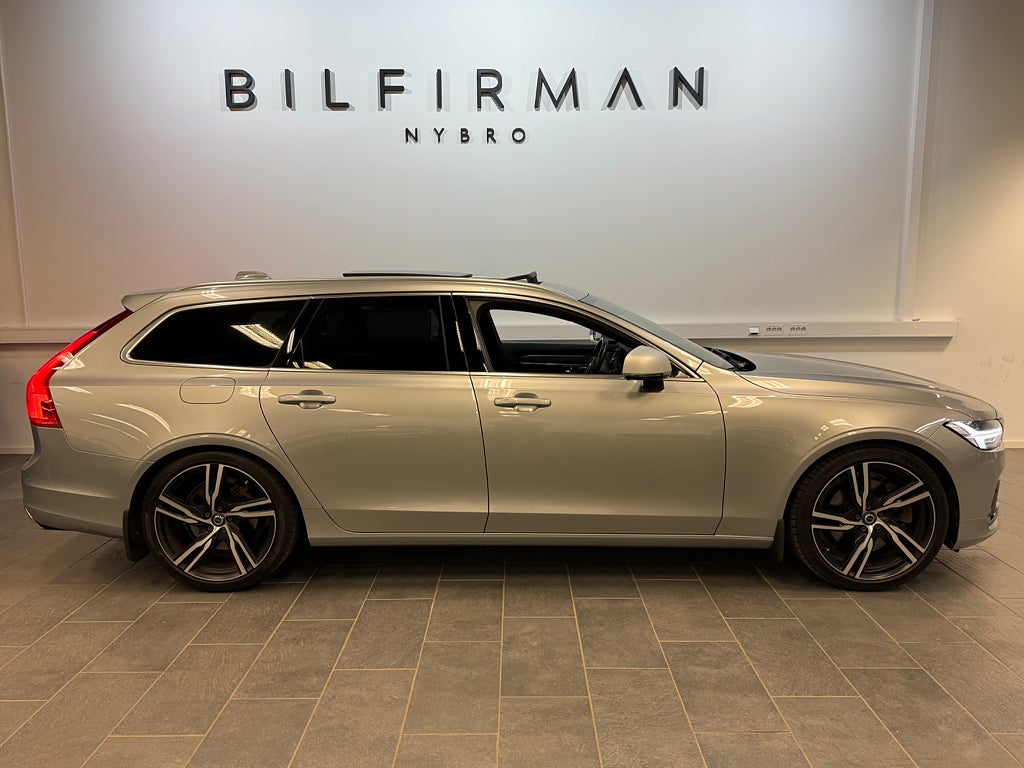 Volvo V90 D5 AWD R-Design BOWERS&WILKINS|PANO|HUD|VOC
