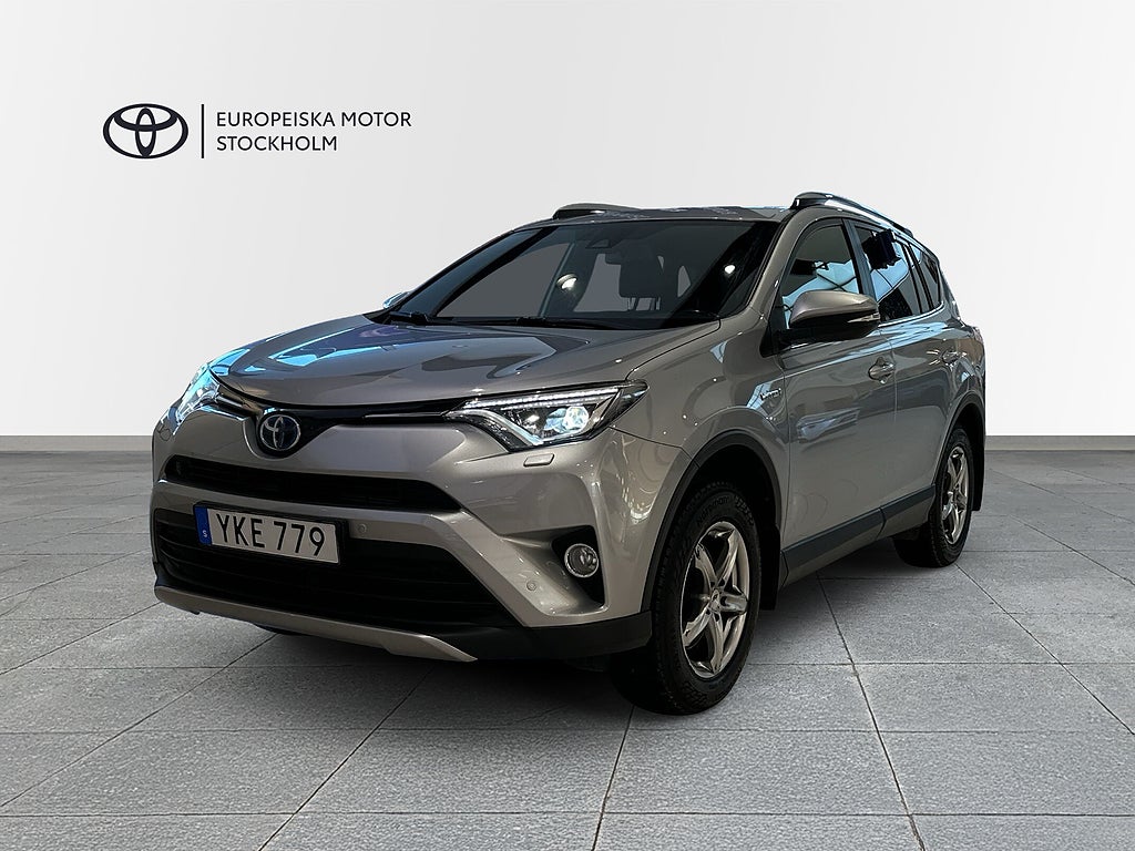Toyota RAV4 2.5 HSD AWD Active Plus / V-Hjul / Drag / M-Värmare