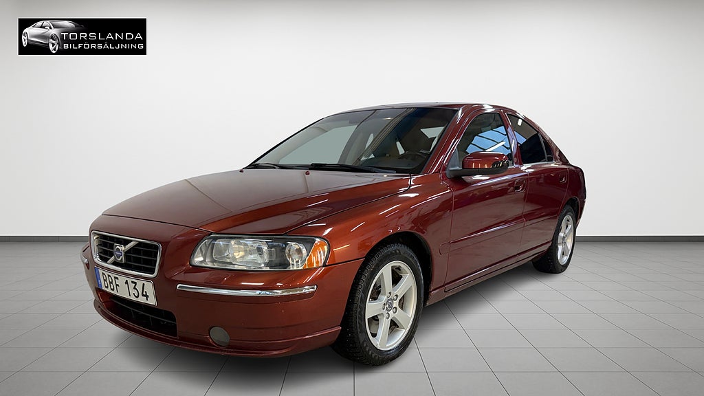 Volvo S60 2.5T 210hk Automat Summum Skinn NYBES