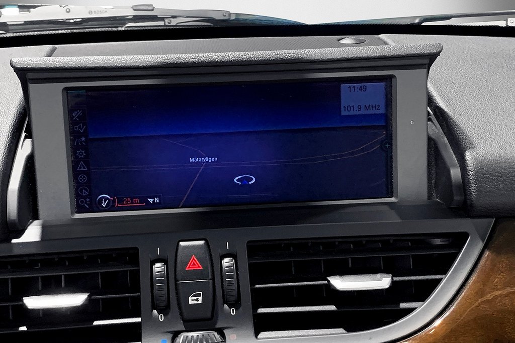 BMW Z4 sDrive23i | NAVI | Låga mil | Svensksåld 2009