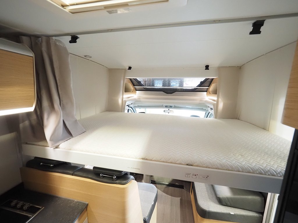 Adria Matrix 670 SL 3500kg Markis Cykelställ 2024
