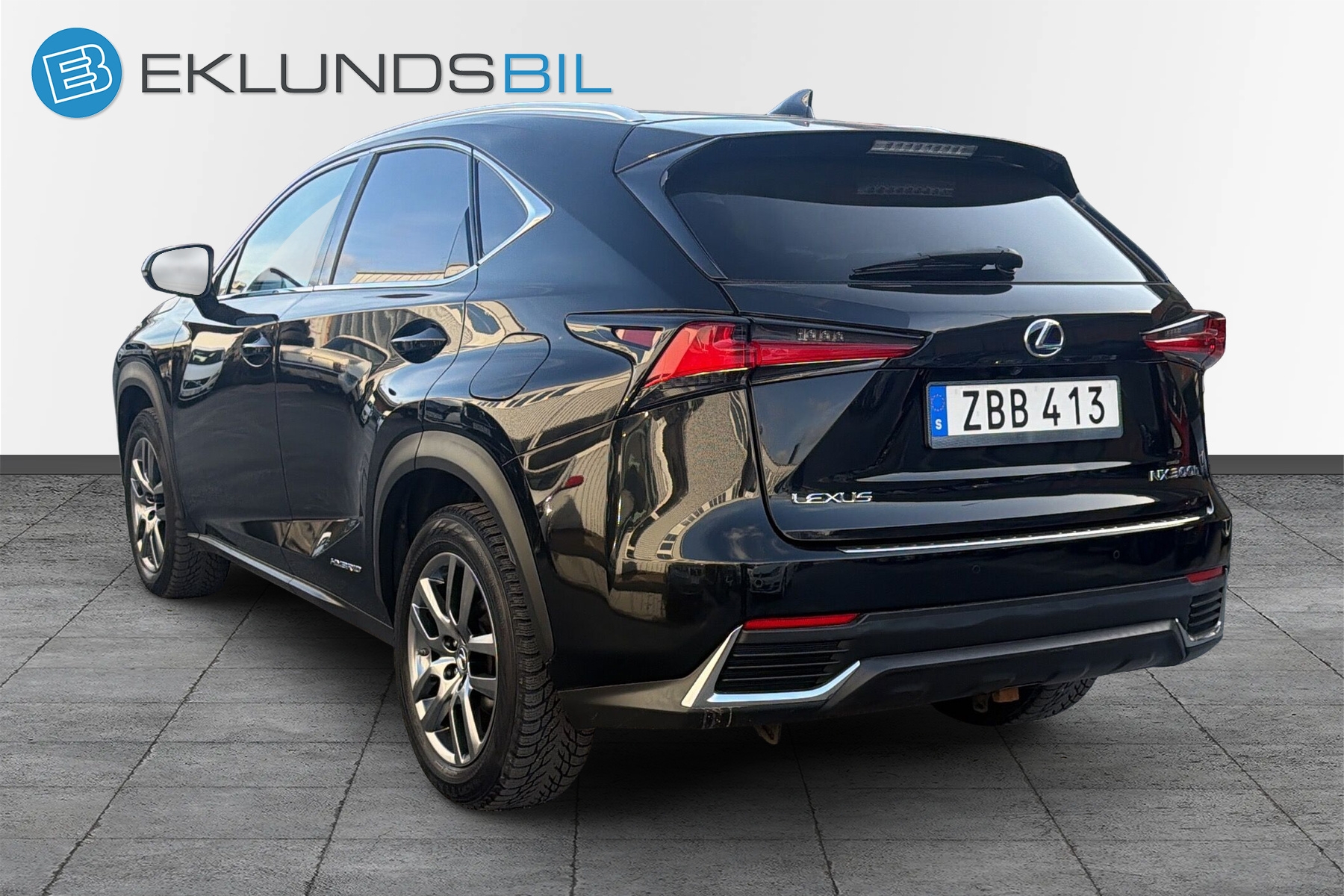 Lexus NX 300h AWD 2.5 AWD E-CVT Executive läder Navi Adaptivfart 2018 - miniatyr 25