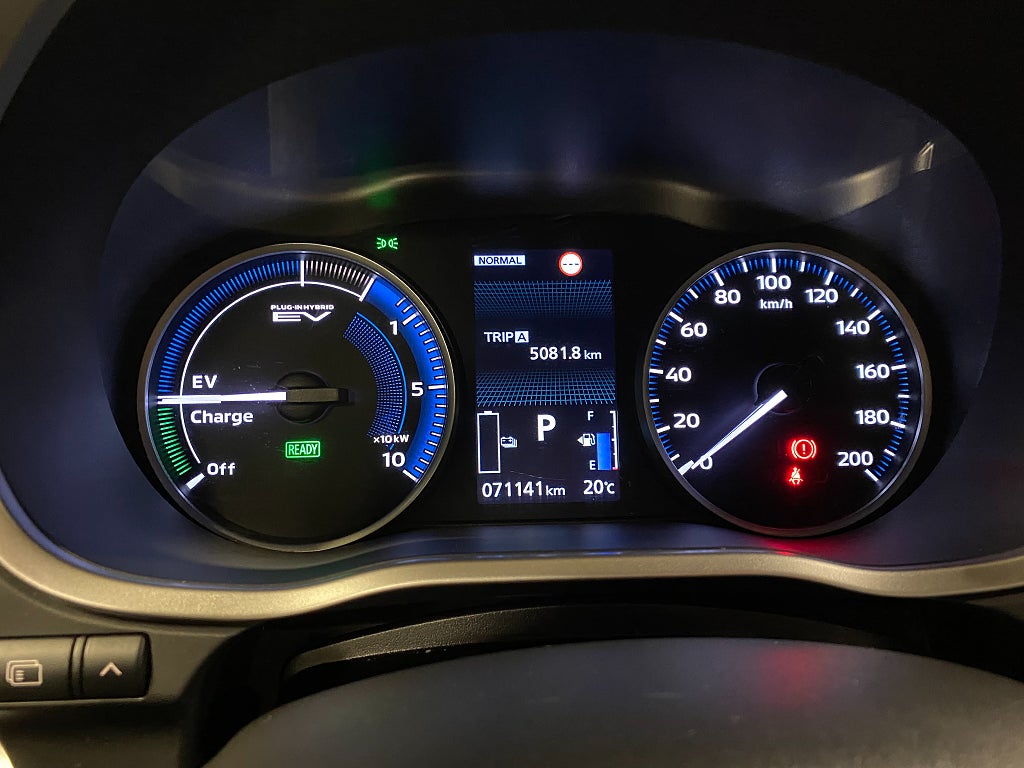 Bild på Mitsubishi Eclipse Cross Business PHEV 188hk Aut AWD - B-KAMERA, CARPLAY