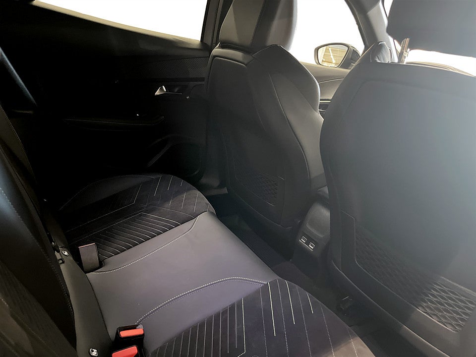 Bild på Peugeot 2008 GT 1.2 PT 130hk Aut KAMPANJRÄNTA 3,99%