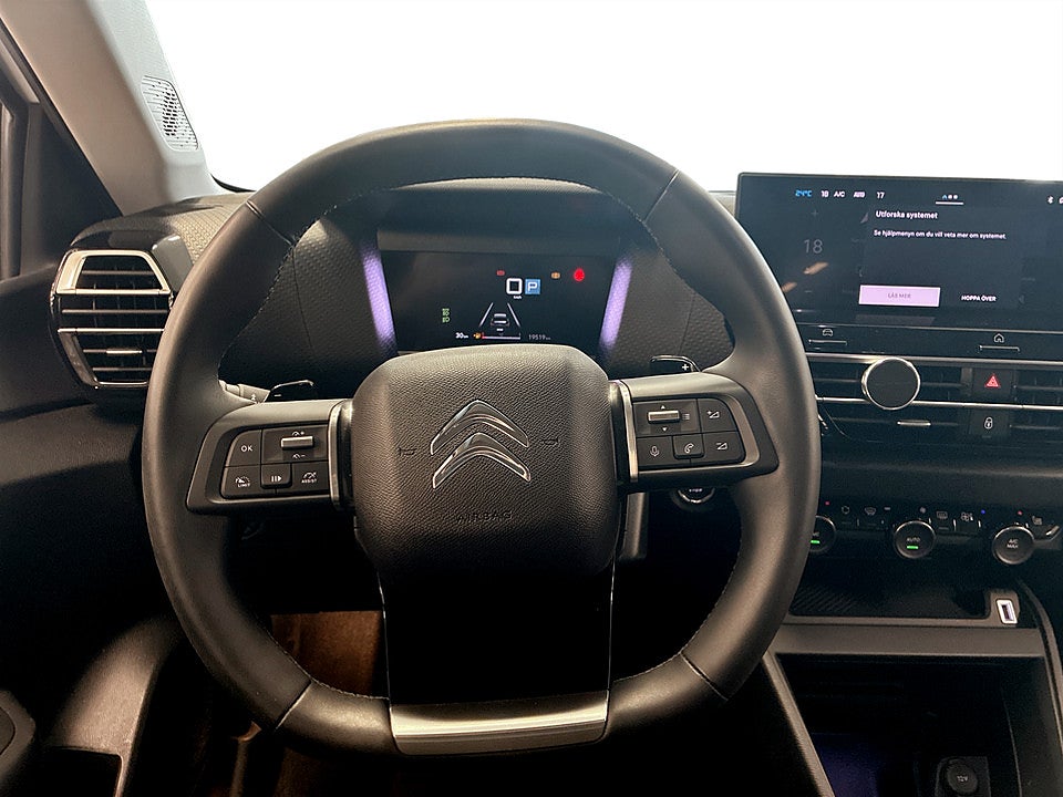 Bild på Citroën C4-X Shine 1.2 PT 130hk Aut B-KAMERA CARPLAY