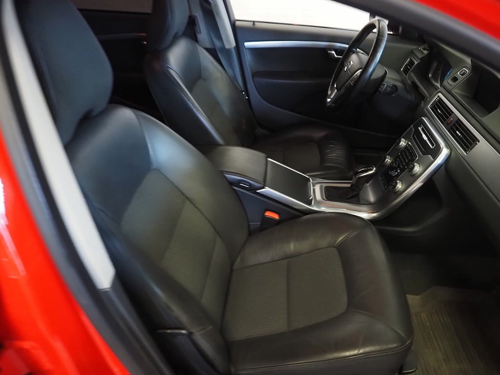 Volvo V70 D4 Geartronic 181hk Momentum | Drag | 2015