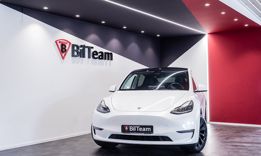 Tesla Model Y Long Range AWD