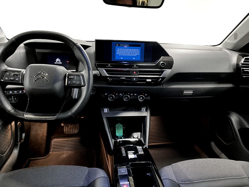 Bild på Citroën e-C4 Shine 50kWh Aut B-KAMERA CARPLAY 136hk