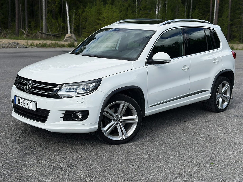 Volkswagen Tiguan 2.0 TDI R line 4Motion / Pano / Sport & Style / DRAG 