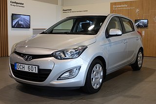 Halvkombi Hyundai i20 1 av 19