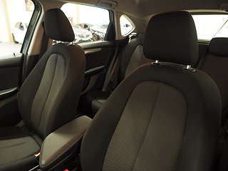 Kombi BMW 220 18 av 22