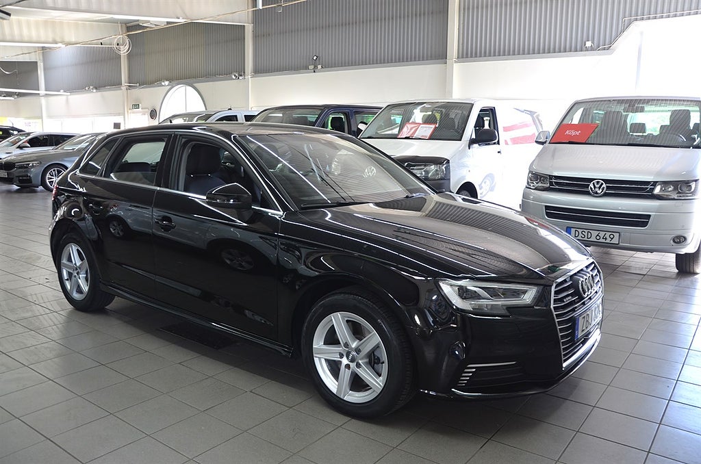 Audi A3 Sportback 40 e-tron S Tronic, 204hk Adaptiv Farthållare