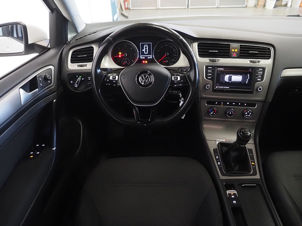 Volkswagen Golf Sportscombi 1.6 TDI 4Motion Dragkrok Kamera D-Värm 2016
