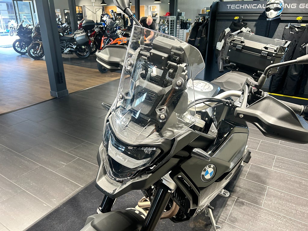 BMW F900GS 3,45%/141 mil/Wunderlich/Toppbox/Pakethållare