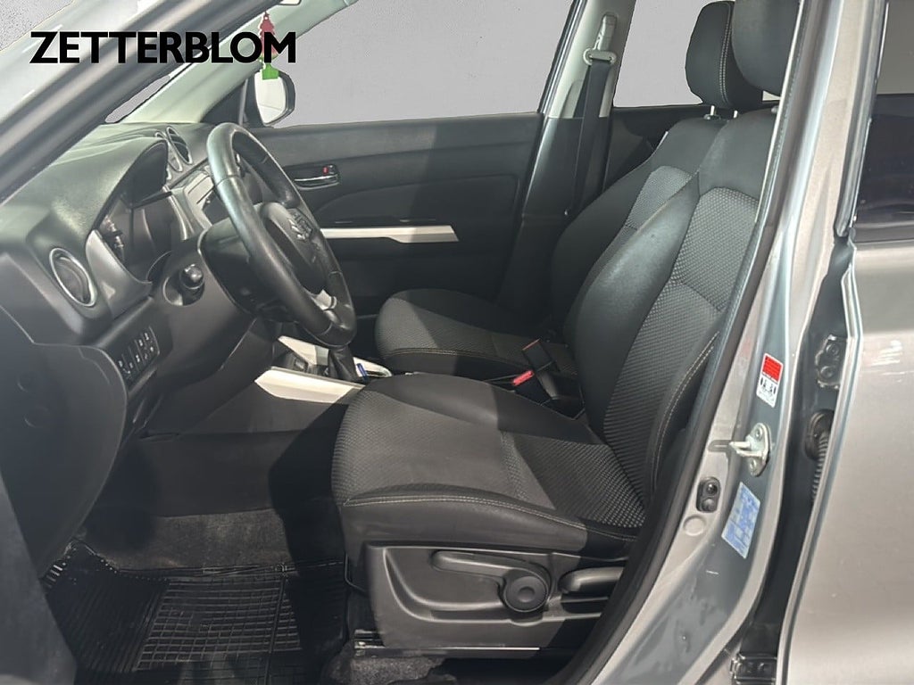 SUV Suzuki Vitara 7 av 14