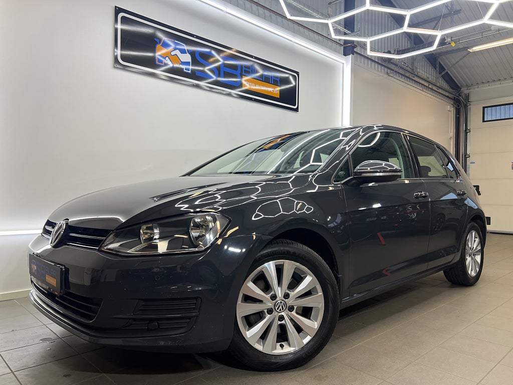 Volkswagen Golf I 5-dörrar 1.4 TSI BMT Manuell, 125hk Värmare Adapt farth