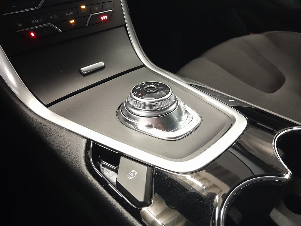 Ford S-Max TITANIUM 2.5 HYBRID 190HK AUTOMAT thumbnail