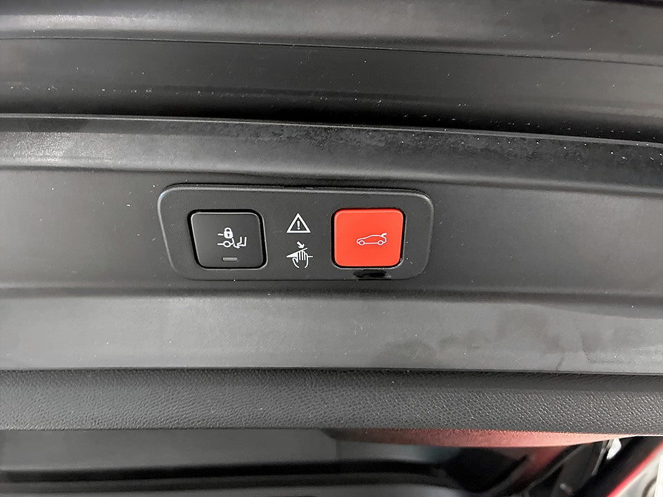 Bild på Peugeot 5008 GT 1.2 PT 130hk Aut B-KAMERA CARPLAY 7-SITS