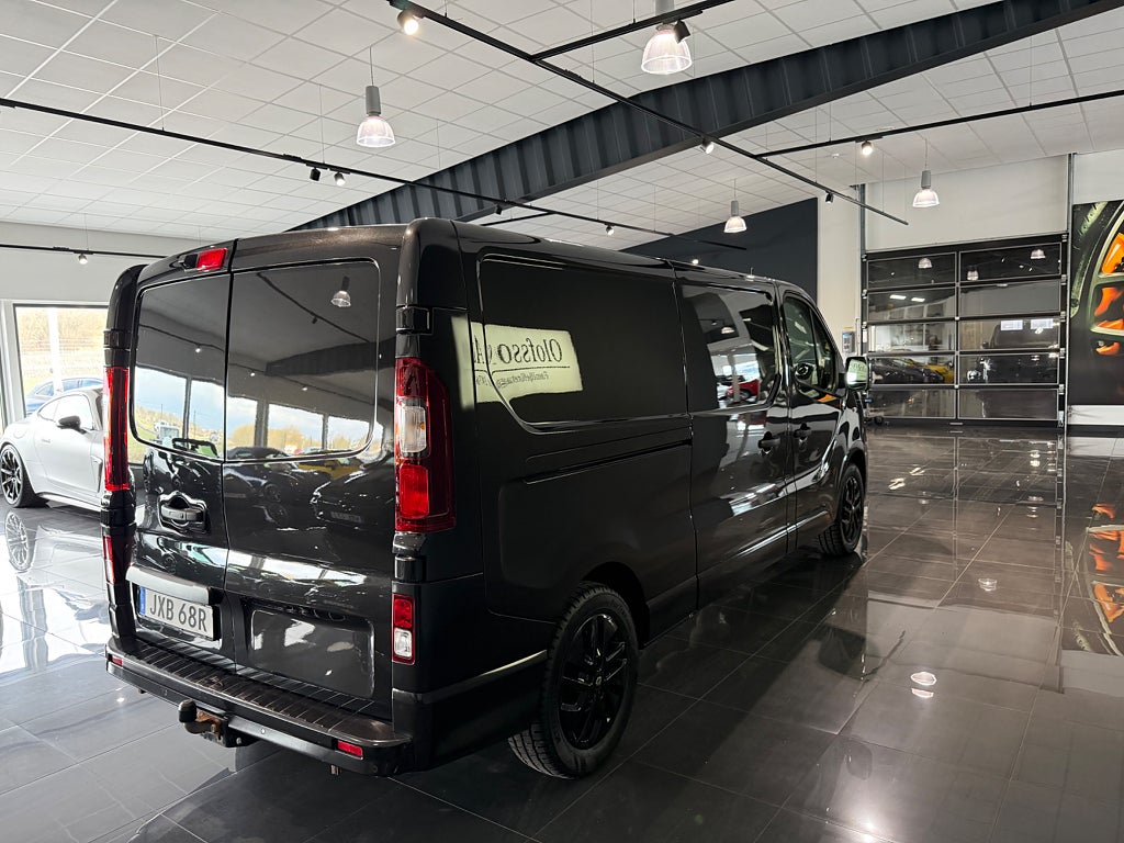 Renault trafic Skåpbil 3.0t 2.0 170hk dCi EDC  Racing Spirit - bild 19