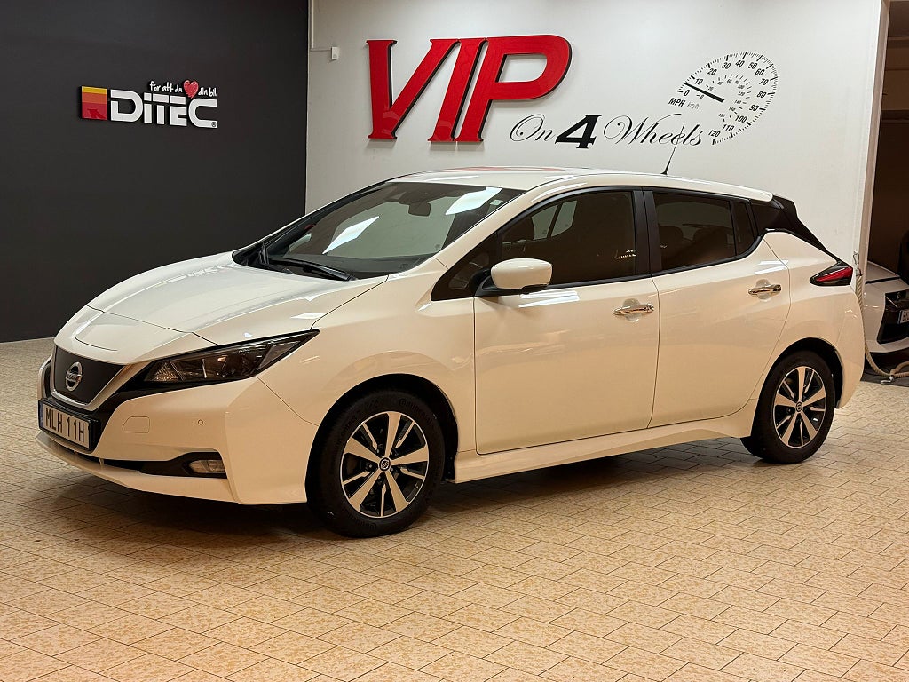 Nissan Leaf 40kw (150 hk) Navi Backkamera Accenta