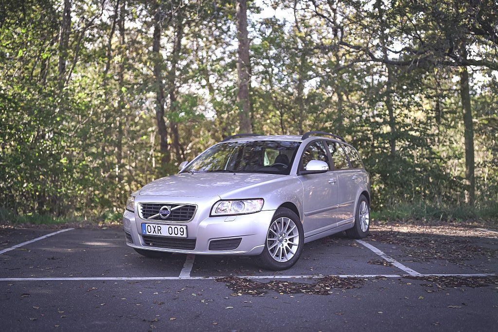 Volvo V50 D3 Manuell / Värmare / Krok / Bra historik 