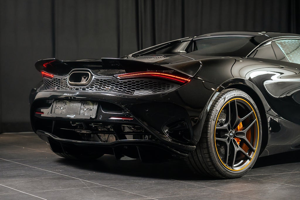 Gallery image 8 of 13