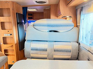 Husbil-halvintegrerad Adria Izola 687 SP 15 av 38