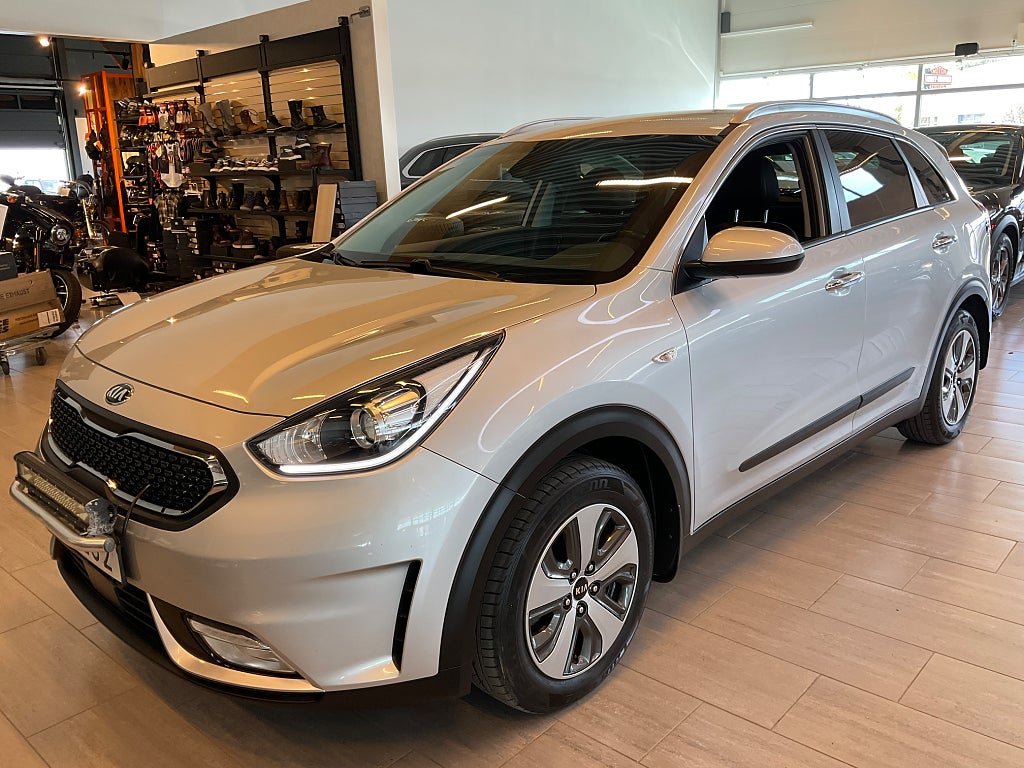 Kia Niro Hybrid DCT Advance Plus Kamera Navi Drag S&V-Hjul