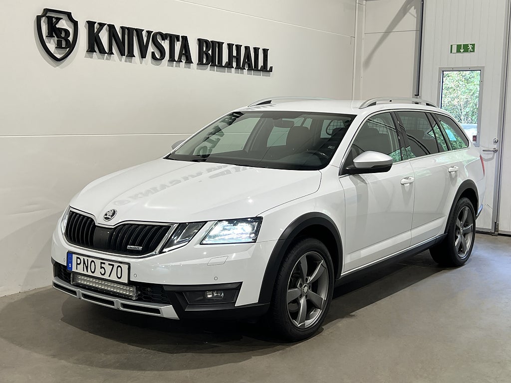 Skoda Octavia Scout 2.0 TDI 4x4 Premium Cockpit Canton Drag 184hk