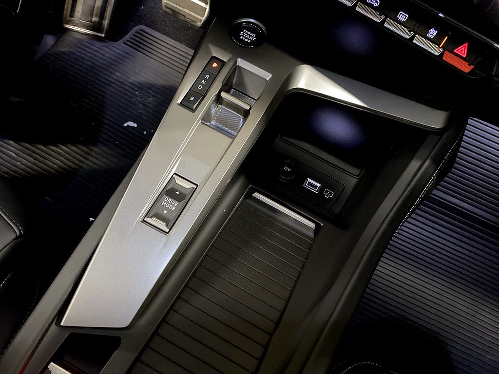 Bild på Peugeot 408 GT PHEV 225hk Aut - B-KAMERA, CARPLAY