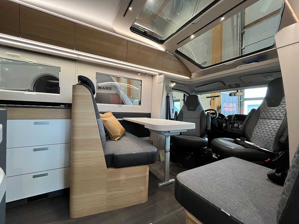 Adria Coral Plus 670 SL /ALDE/Automat 9vxl/Solcell/Dubbla bo - Adria