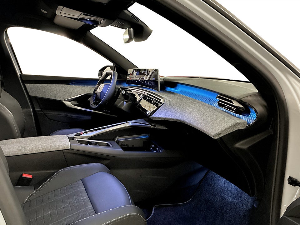 Bild på Peugeot 5008 GT Hybrid 145hk Aut 7-SITS B-KAMERA NAVI