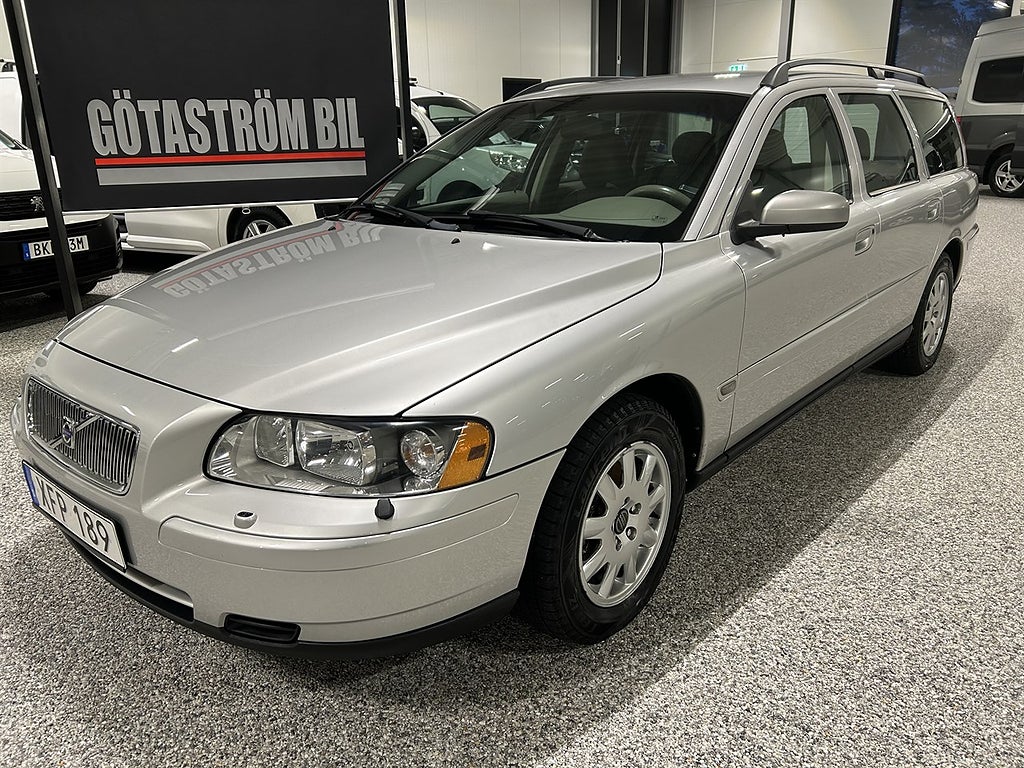 Volvo V70 2.4 140hk Business/Mkt Bra bil/