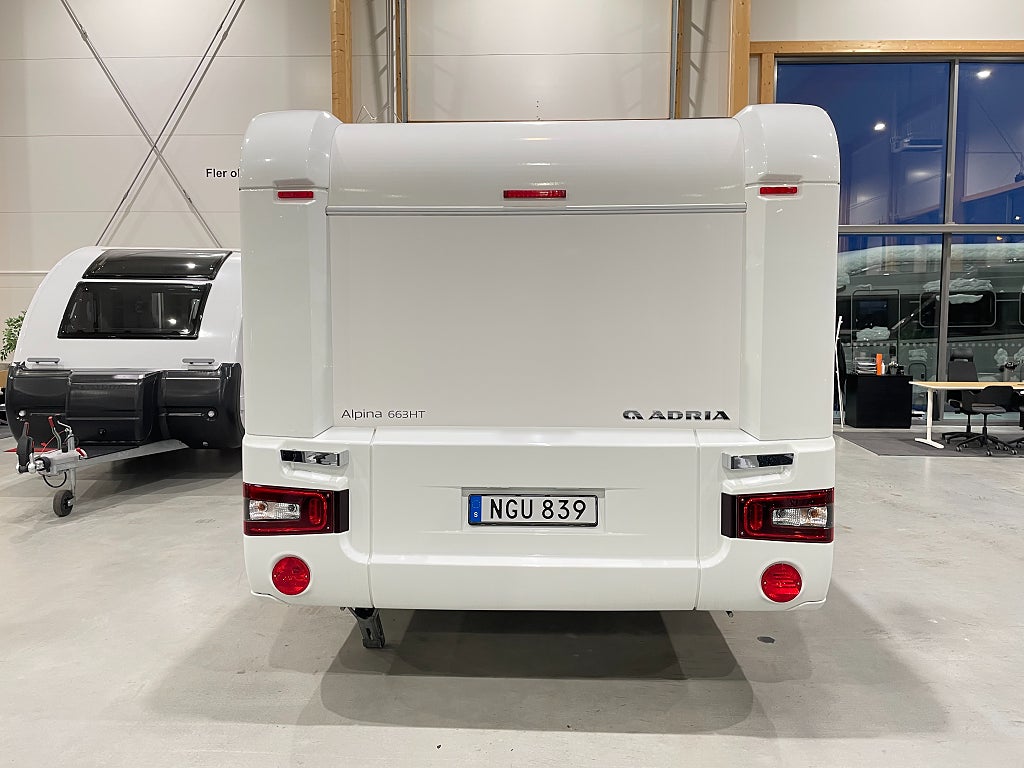 Adria Alpina 663 HT / AC / ALDE / Markis / Frontkök  - Adria