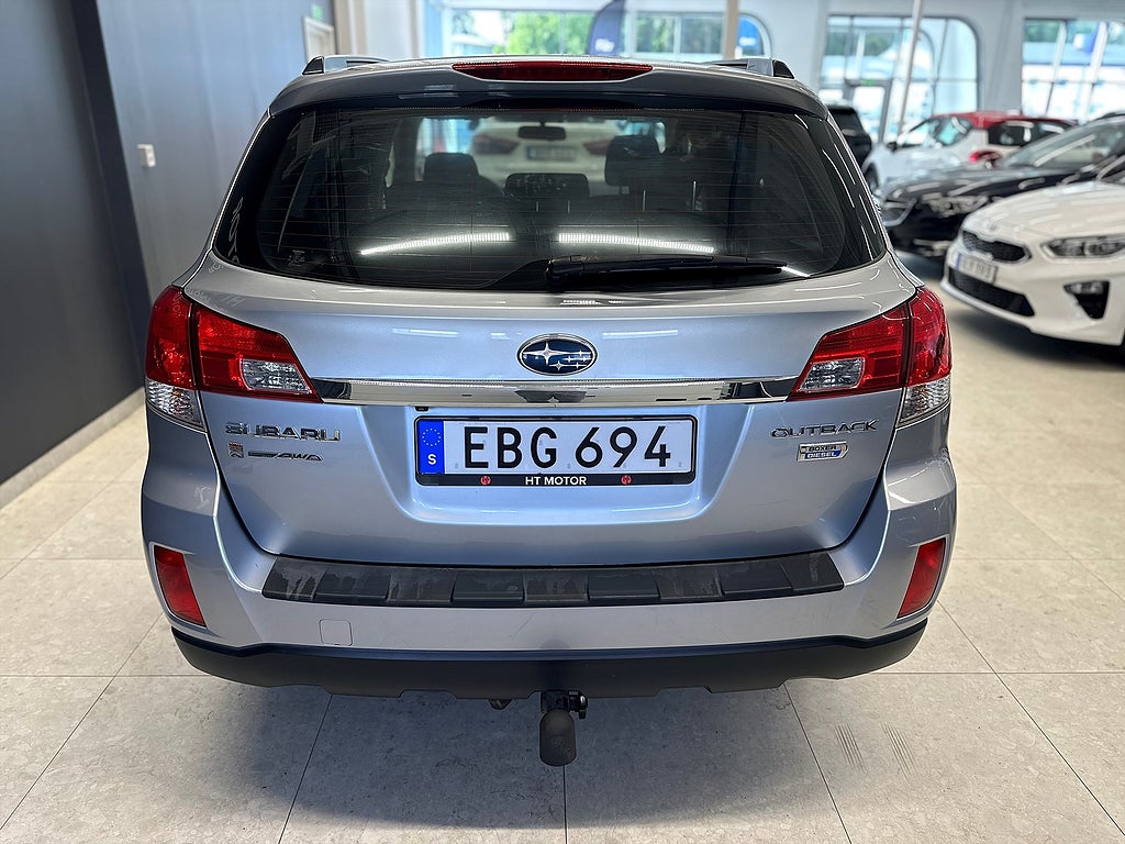 Subaru Outback 2.0 4WD Lineartronic/DRAG/GLASTAK/MOTOR & KUPE VÄRMARE