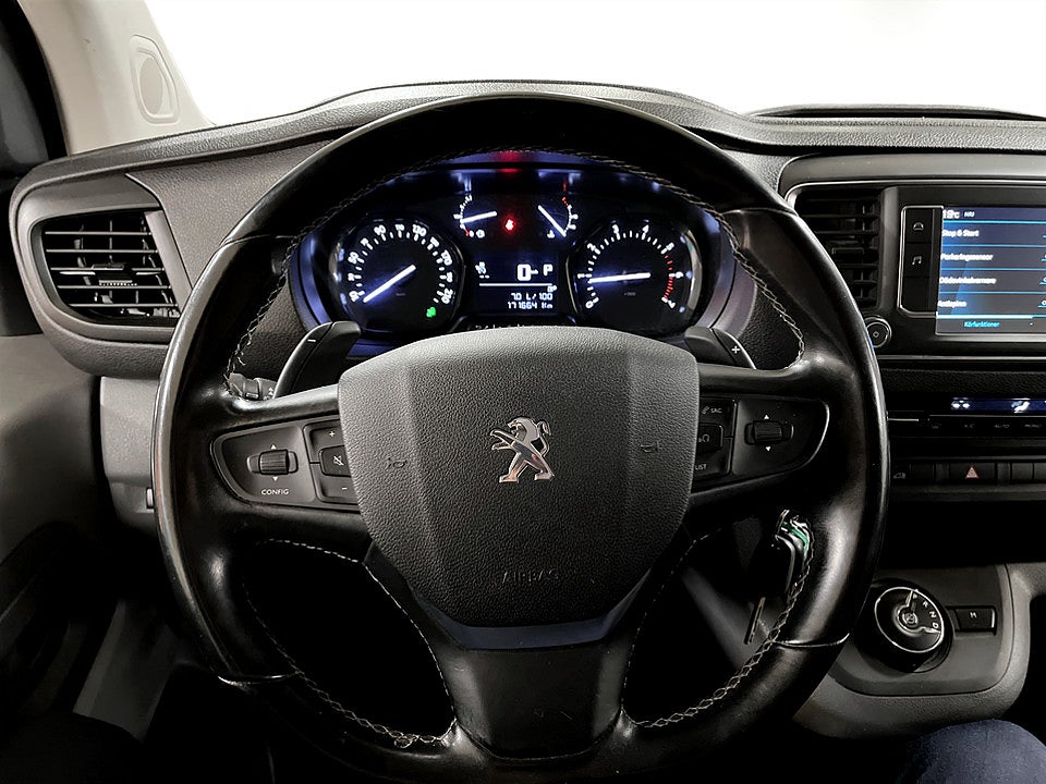 Bild på Peugeot Expert PRO+ 2.0 BHDi Aut L2 B-KAMERA DRAG 180hk