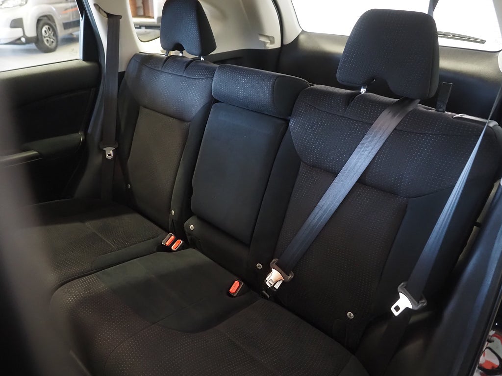 Honda CR-V 2.2 i-DTEC 4WD 150hk Automat Backkamera Dragkrok 2014