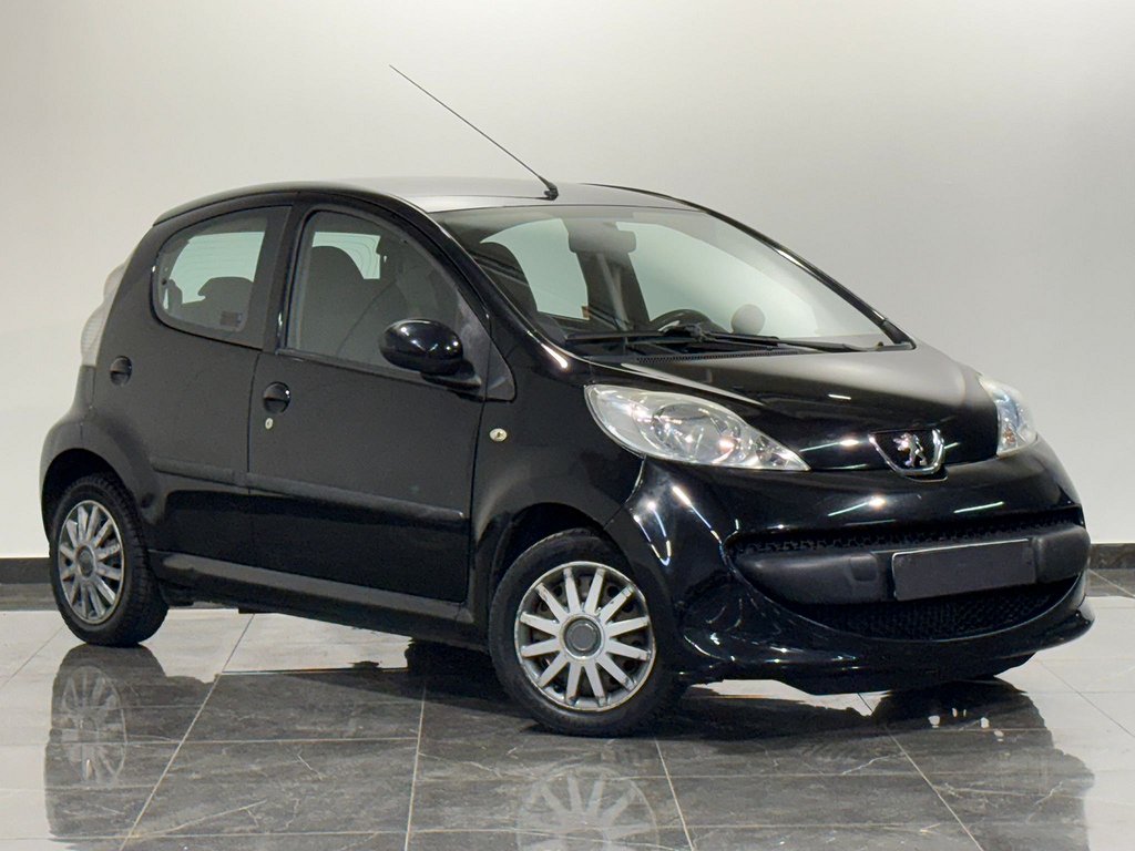 Peugeot 107 68HK 5-DÖRRARS 1.0 2-TRONIC AUTOMAT V+S HJUL 