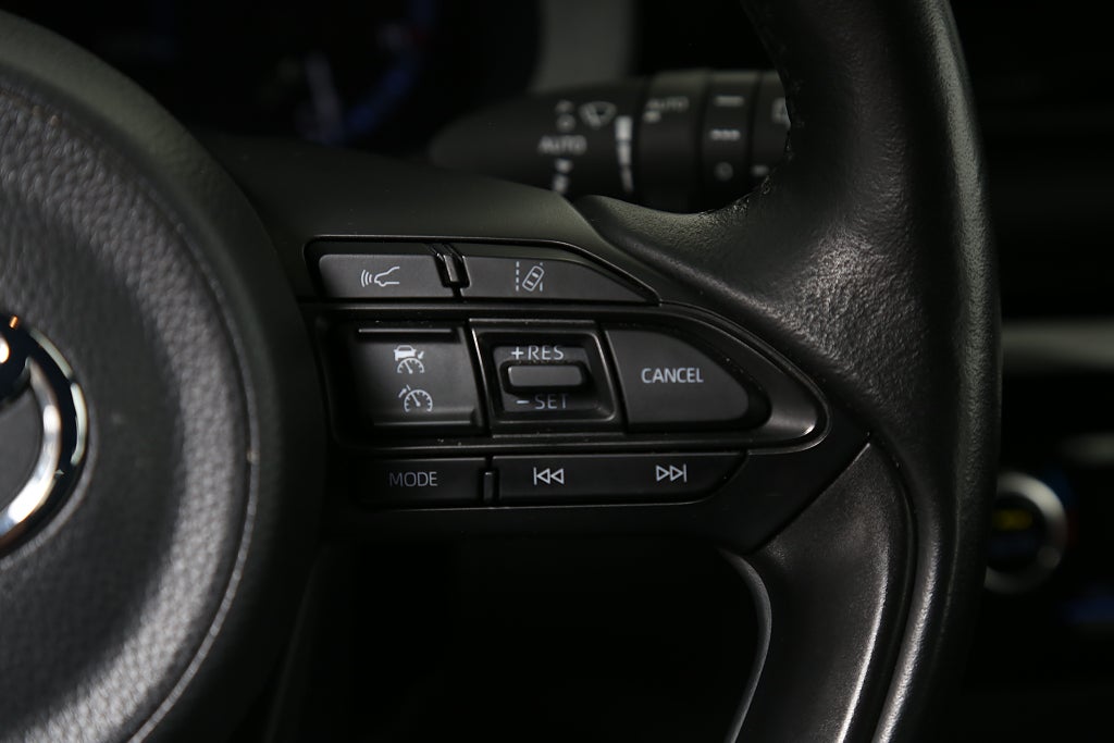 Toyota Yaris Cross 1,5 Hybrid e-CVT Active Plus Navi Extraljusramp 2023