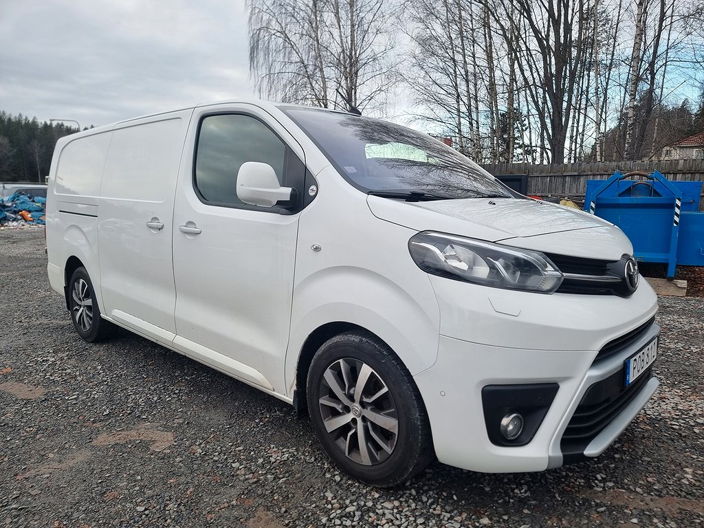 Toyota ProAce 2.0 D-4D Euro 6 / DRAG / NAV / SERVICE-INREDNING